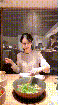 极品反差女神推荐高颜值反差婊吴梦菲全集泄密 人前女神 背后骚母狗 眼镜戴的越大越骚 - 截图11